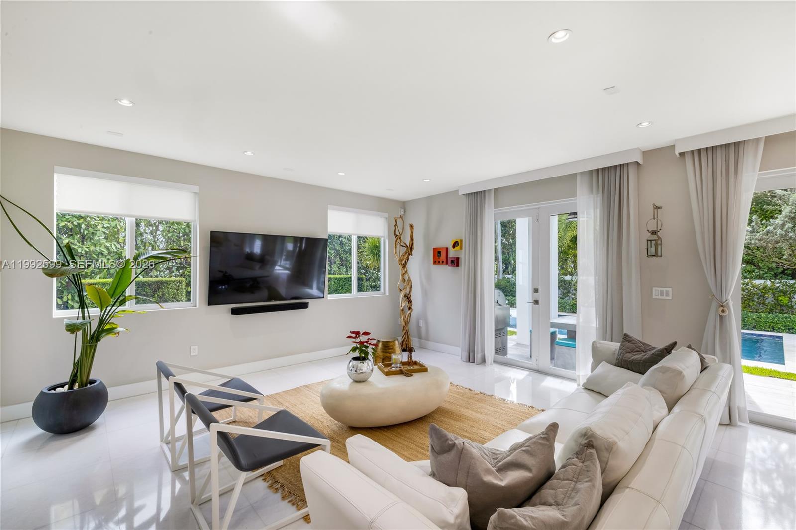 5602 SW 65th Ct South Miami, FL 33143