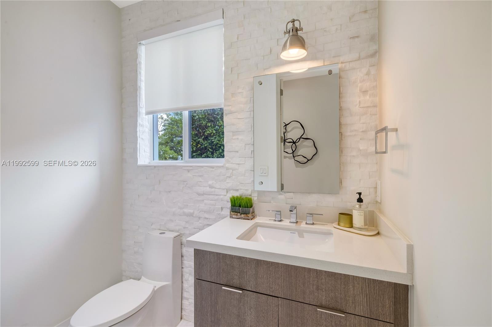 5602 SW 65th Ct South Miami, FL 33143