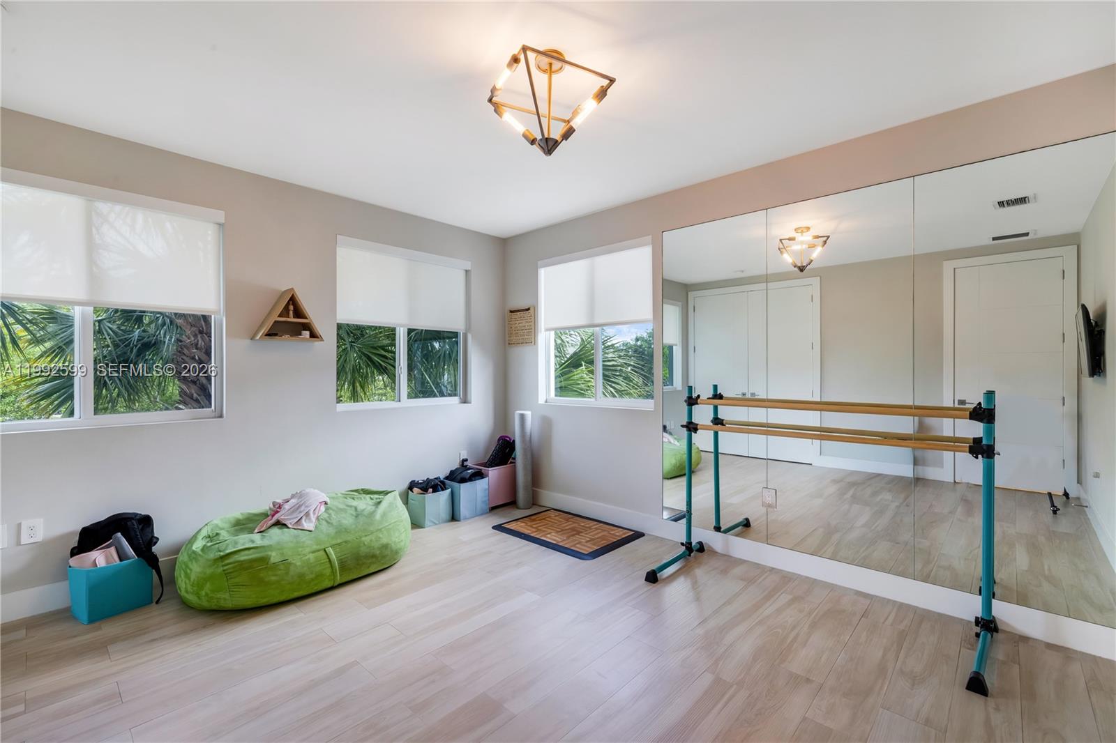 5602 SW 65th Ct South Miami, FL 33143