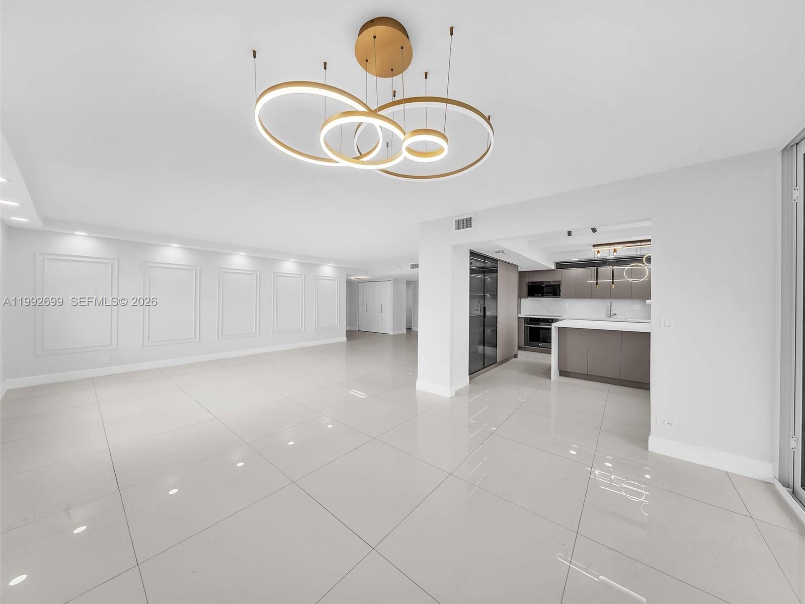 301 174th St #2004 Sunny Isles Beach, FL 33160