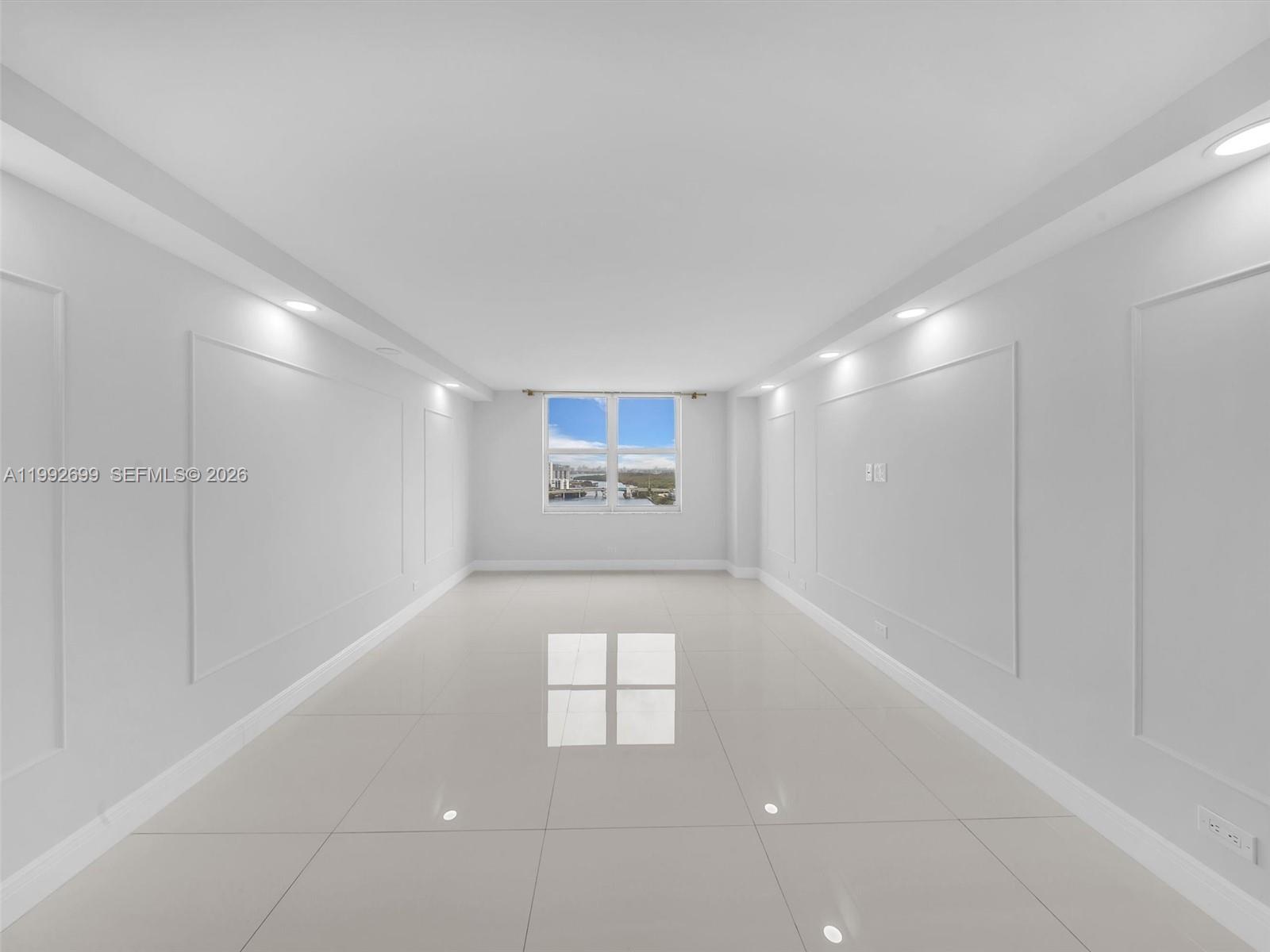 301 174th St #2004 Sunny Isles Beach, FL 33160