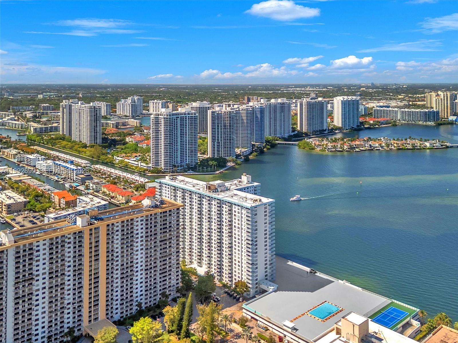 301 174th St #2004 Sunny Isles Beach, FL 33160