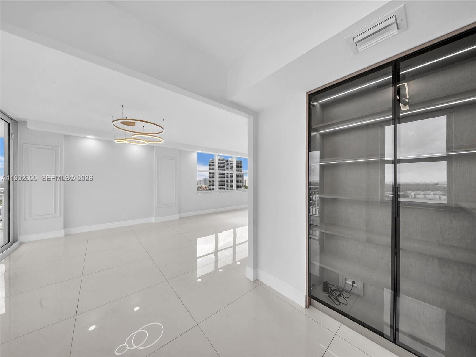 301 174th St #2004 Sunny Isles Beach, FL 33160