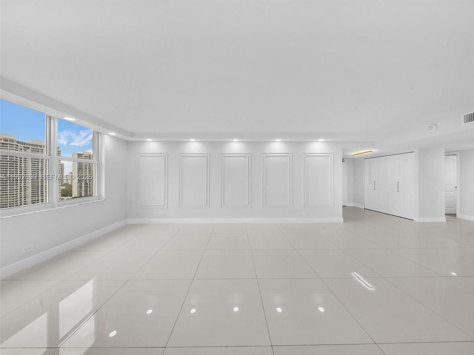 301 174th St #2004 Sunny Isles Beach, FL 33160