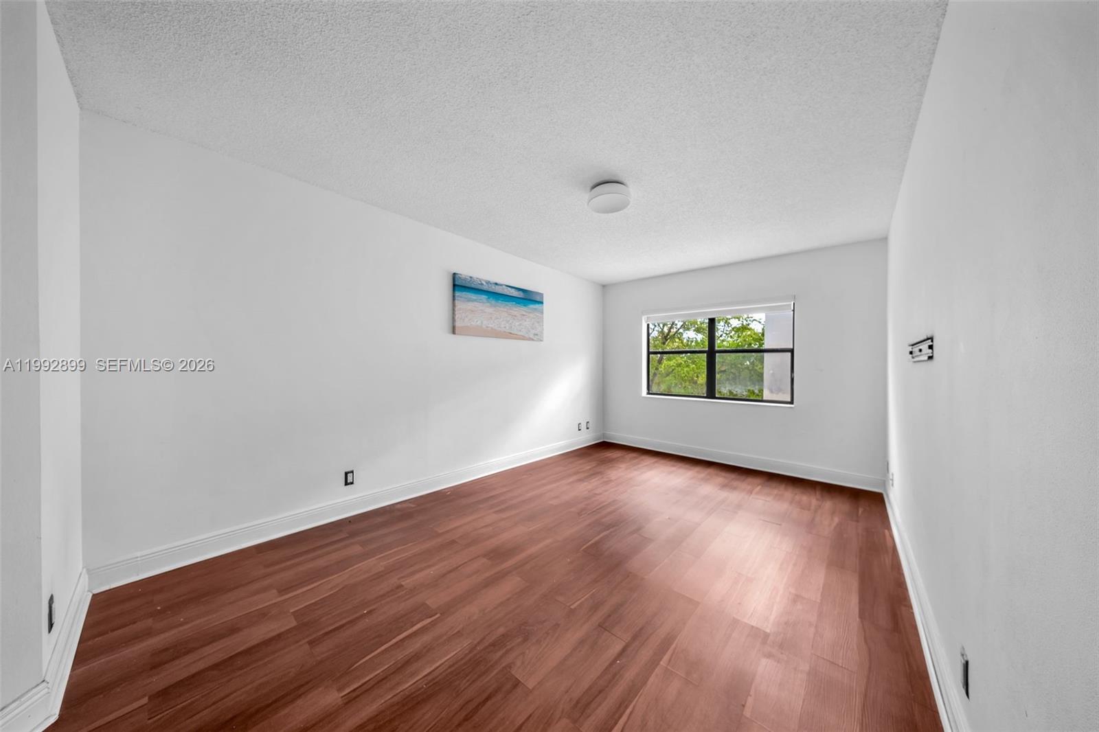 8290 Lake Dr #514 Doral, FL 33166