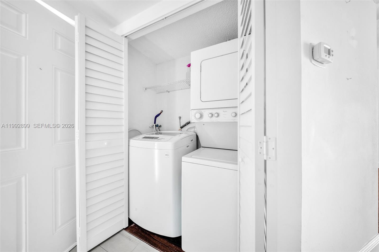 8290 Lake Dr #514 Doral, FL 33166