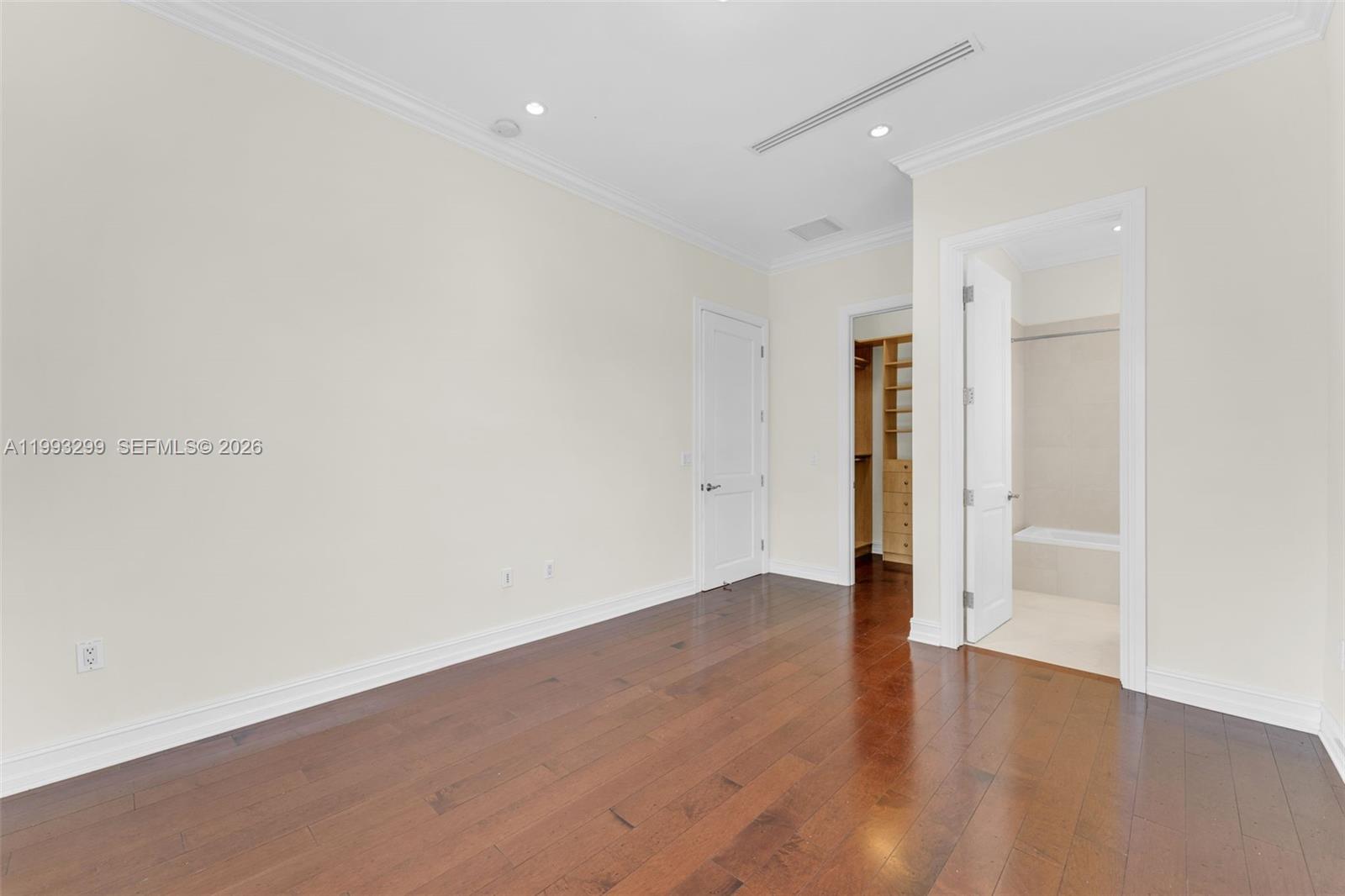 797 Ridgewood Rd #. Key Biscayne, FL 33149