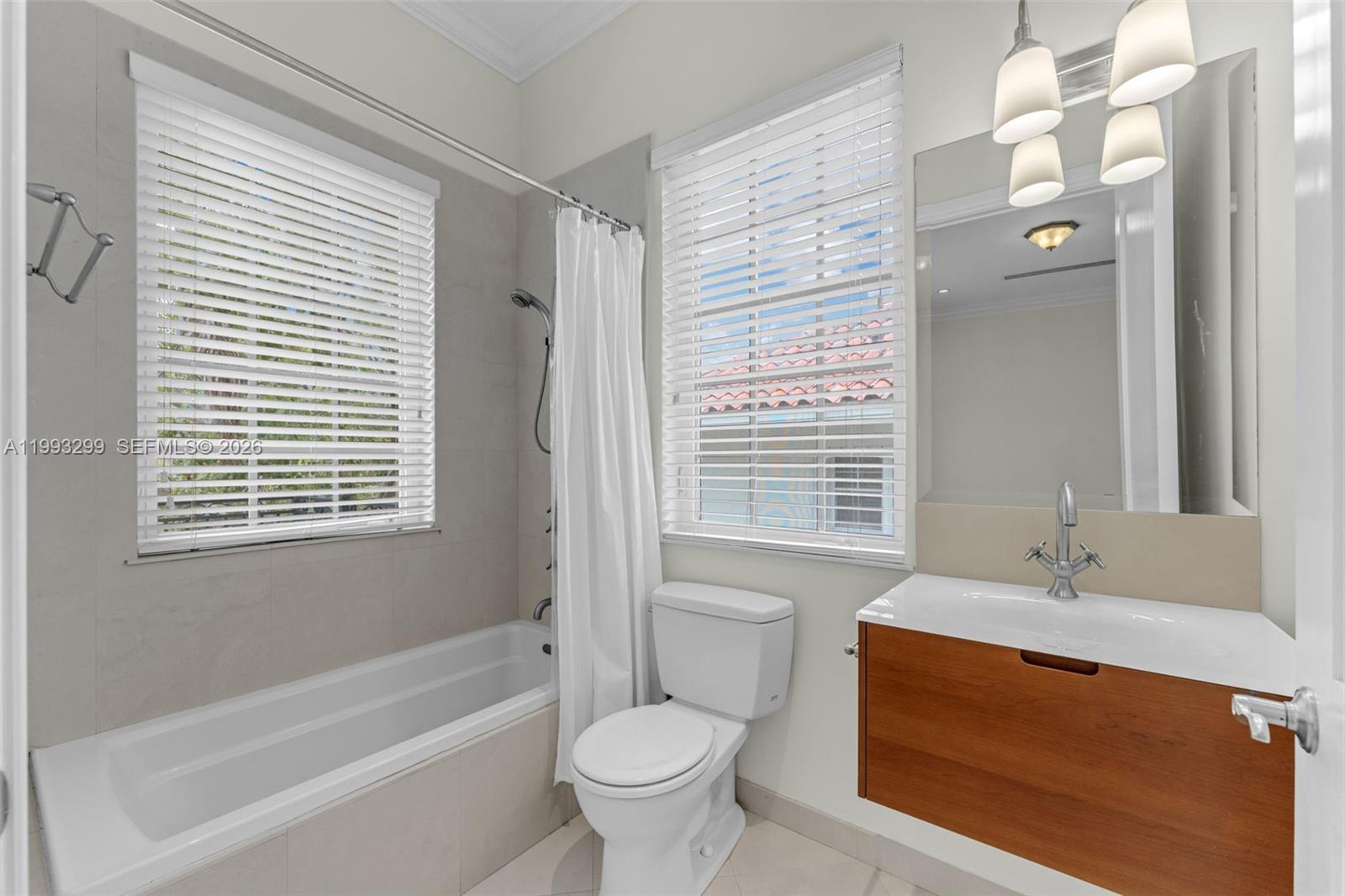 797 Ridgewood Rd #. Key Biscayne, FL 33149