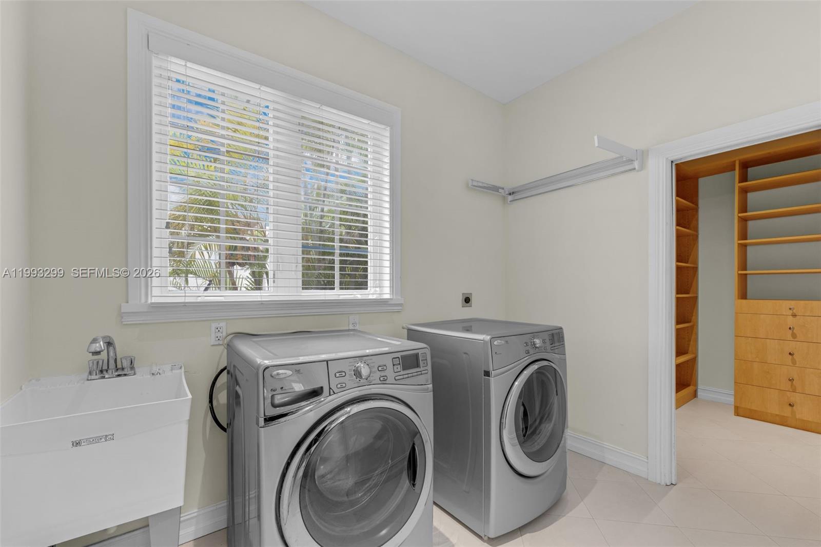 797 Ridgewood Rd #. Key Biscayne, FL 33149