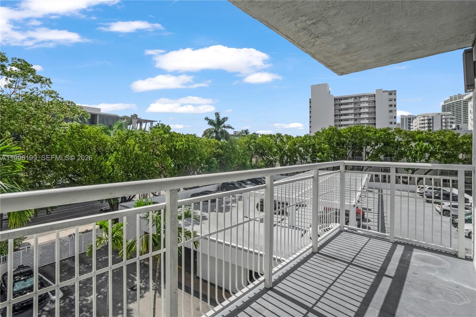 1688 West Ave #408 Miami Beach, FL 33139