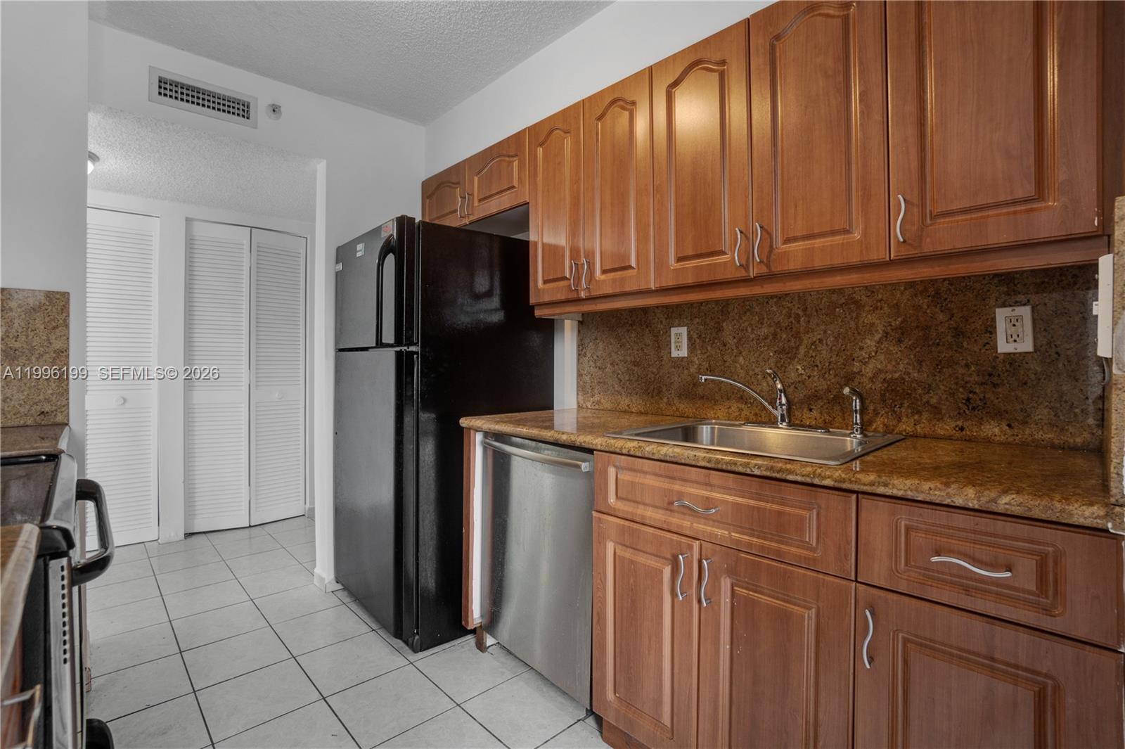 1688 West Ave #408 Miami Beach, FL 33139