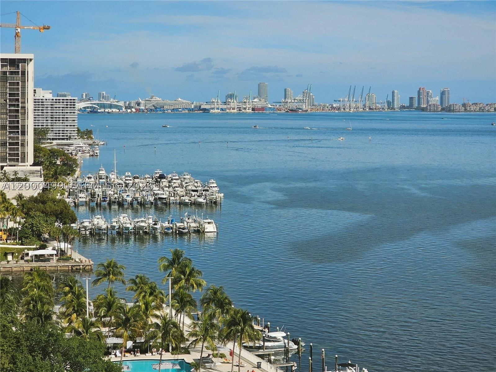 image Brickell Bay Club18