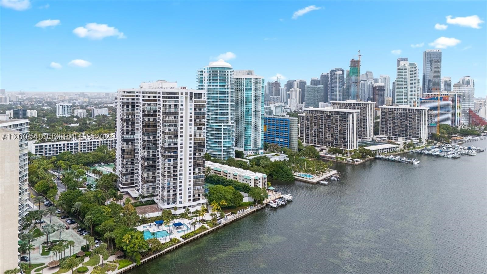 image Brickell Bay Club26