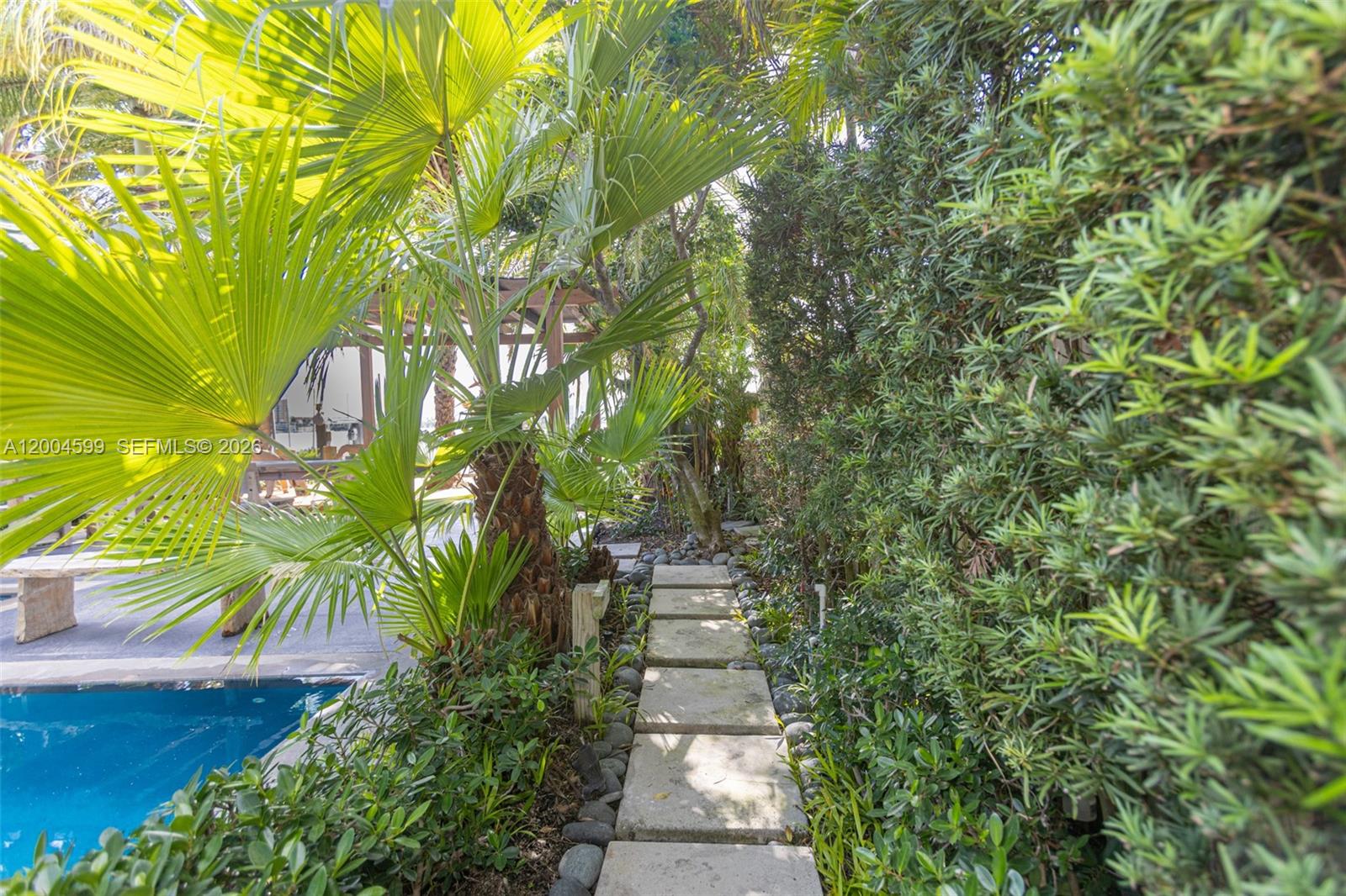 2440 N Shore Ter Miami Beach, FL 33141