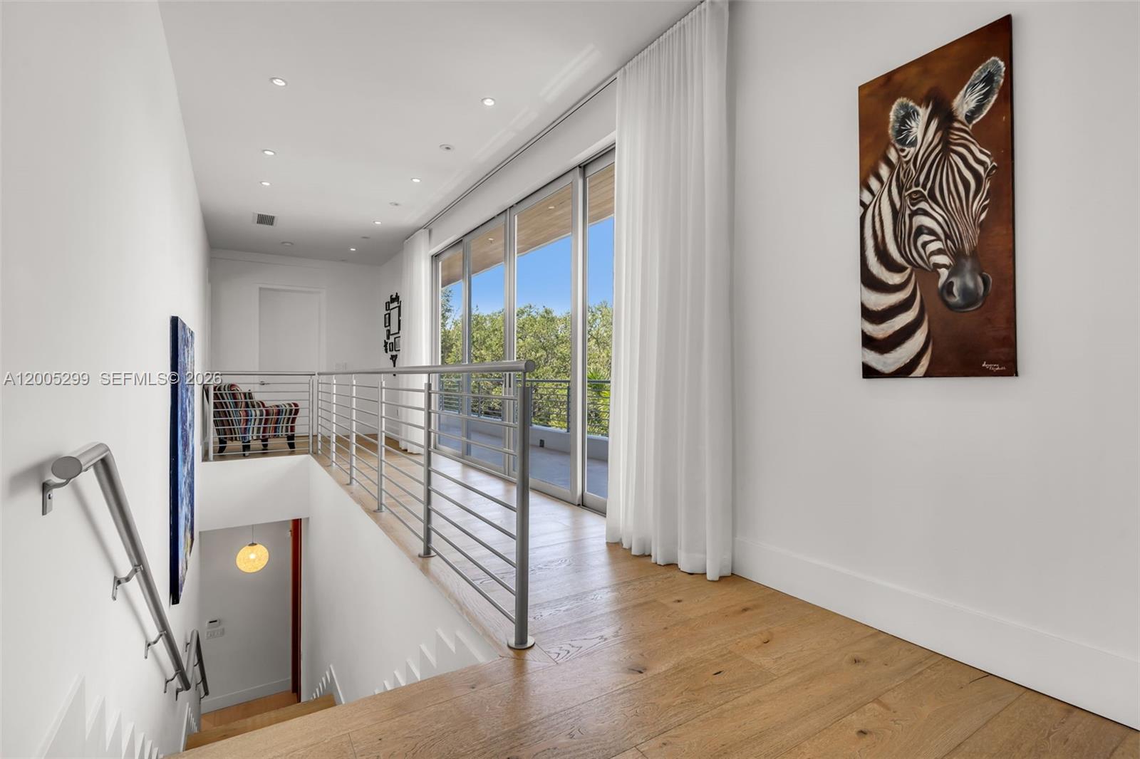 230 W Mcintyre St Key Biscayne, FL 33149