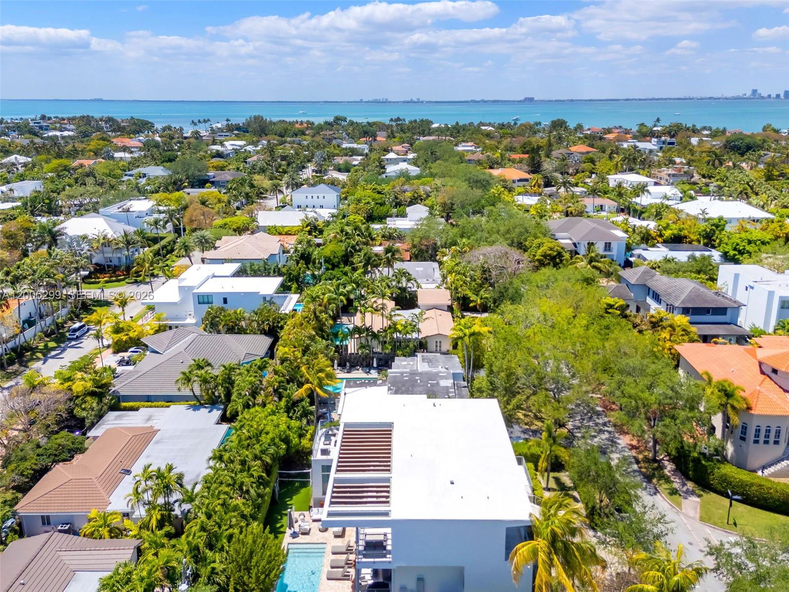 230 W Mcintyre St Key Biscayne, FL 33149