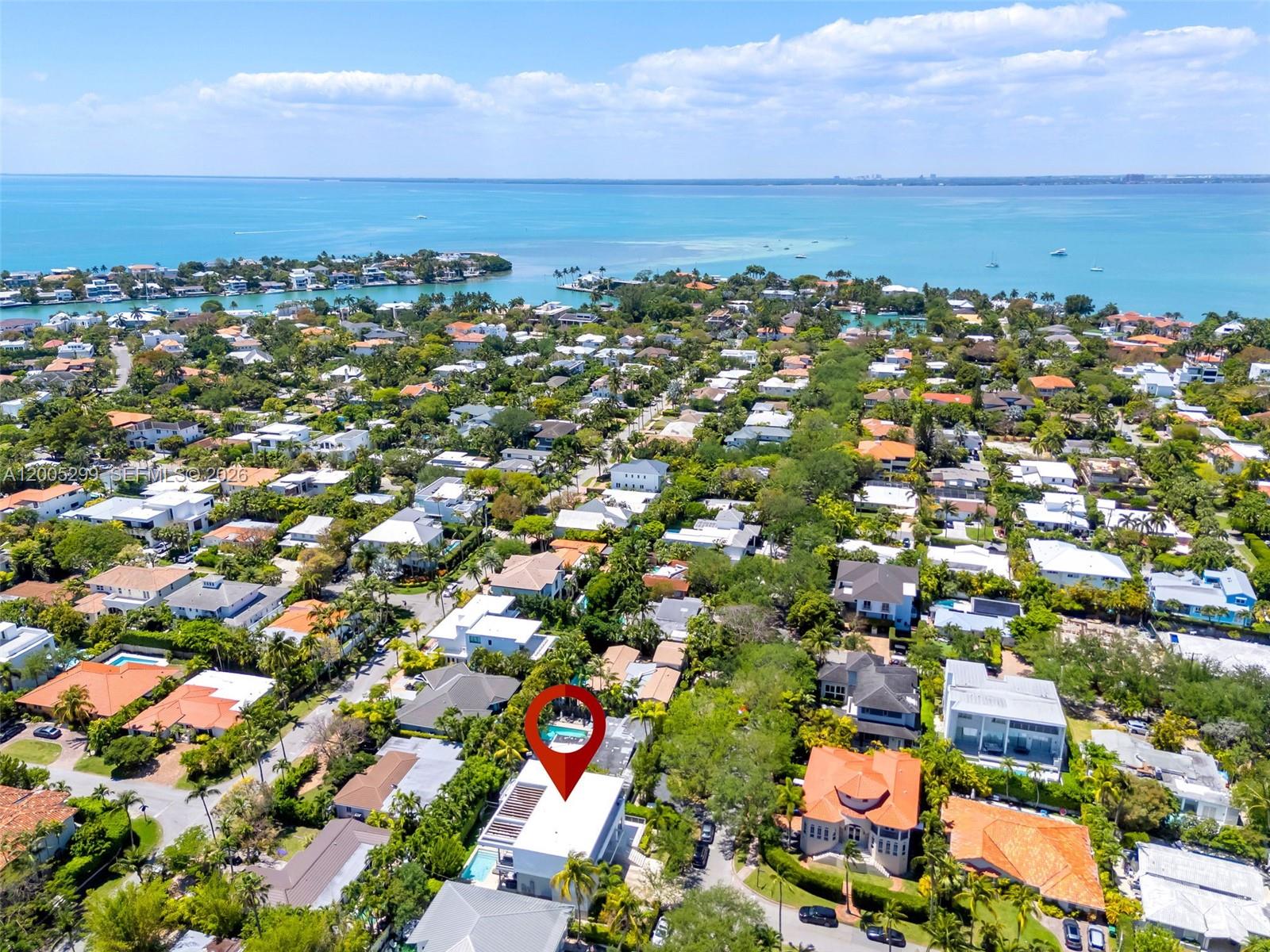 230 W Mcintyre St Key Biscayne, FL 33149