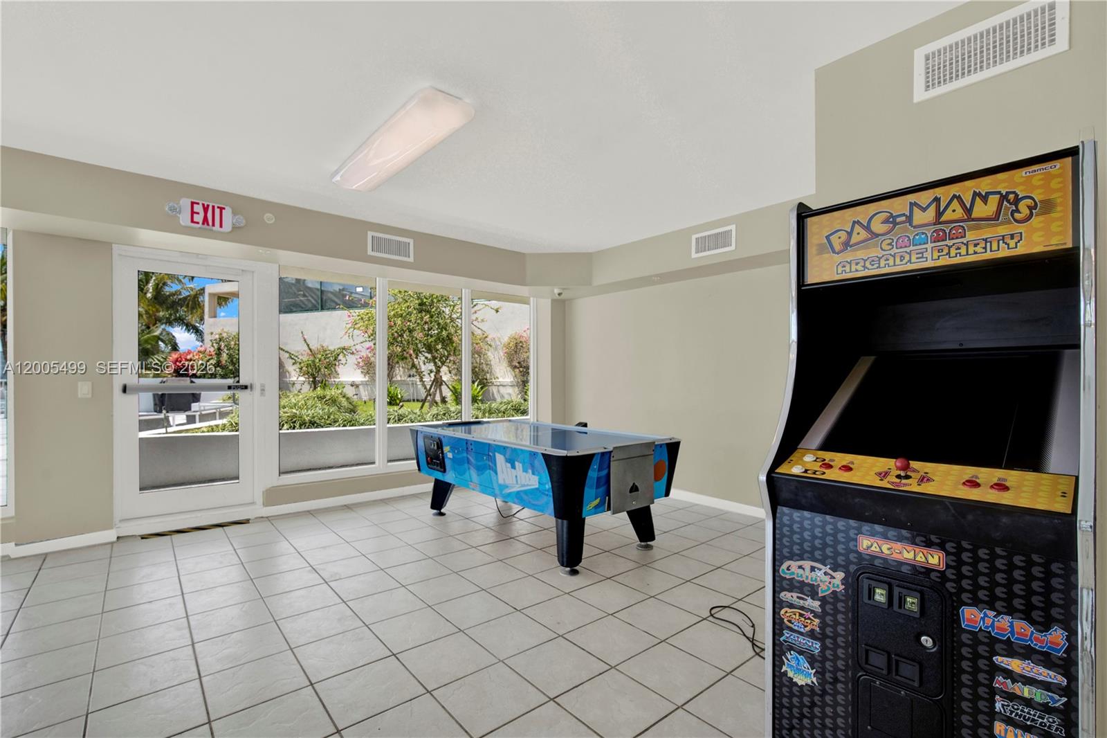3370 Hidden Bay Dr #1702 Aventura, FL 33180