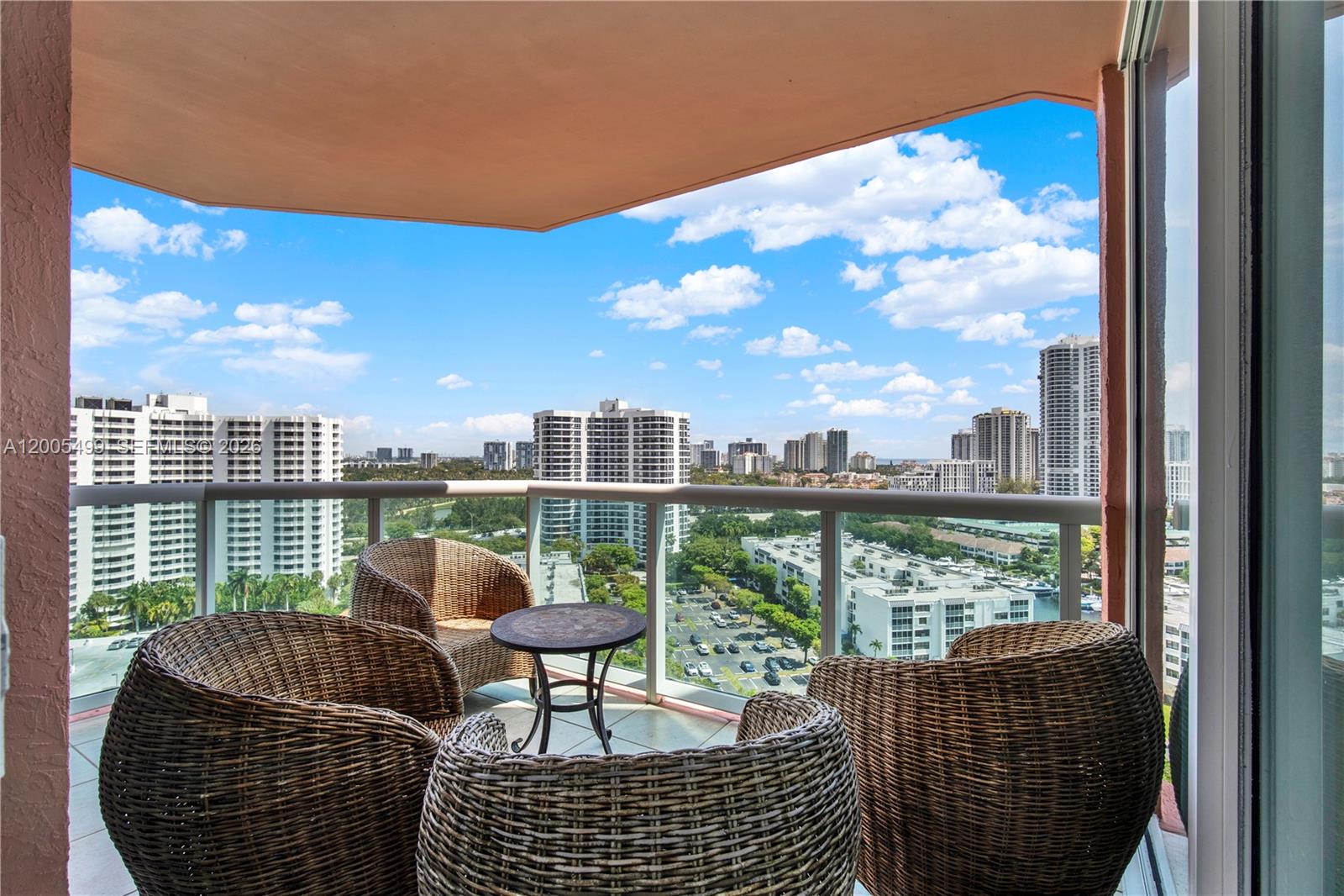 3370 Hidden Bay Dr #1702 Aventura, FL 33180