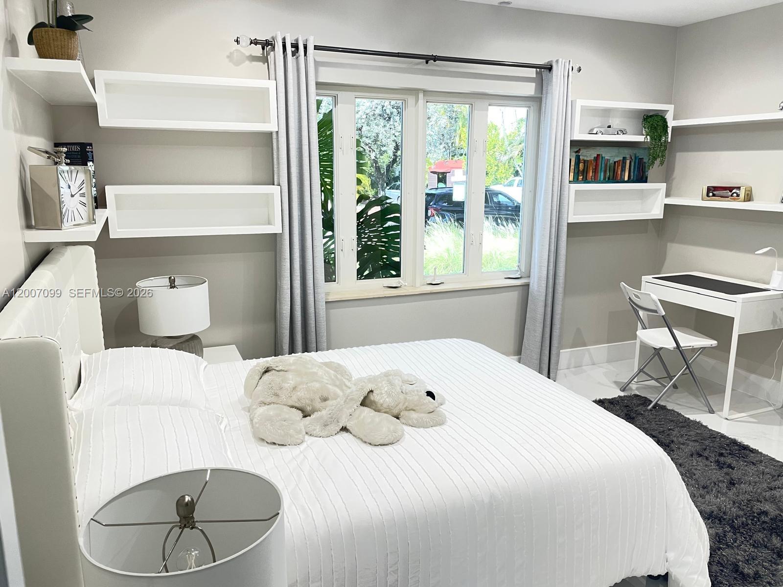 404 Coconut Isle Dr Fort Lauderdale, FL 33301