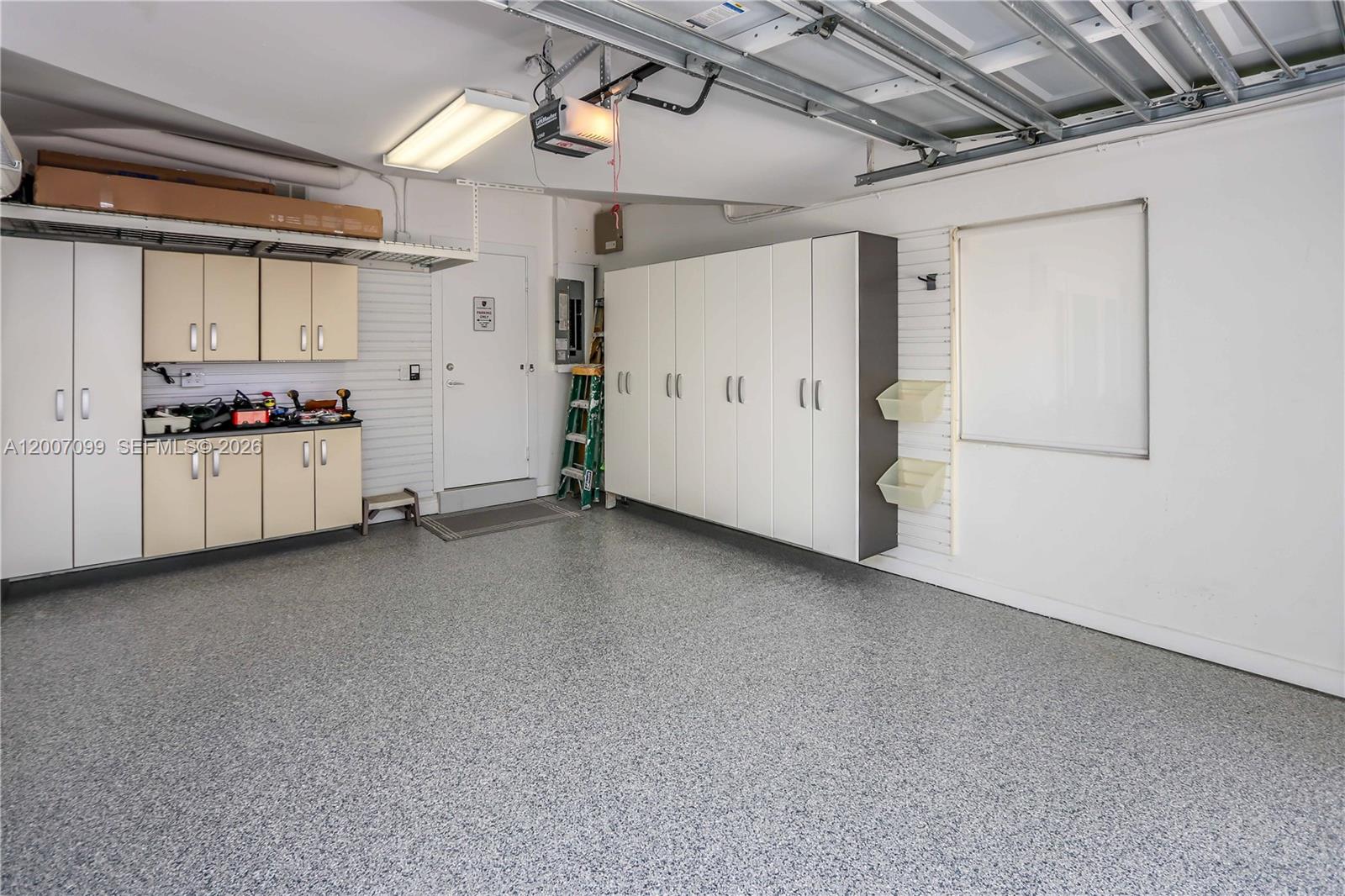 404 Coconut Isle Dr Fort Lauderdale, FL 33301