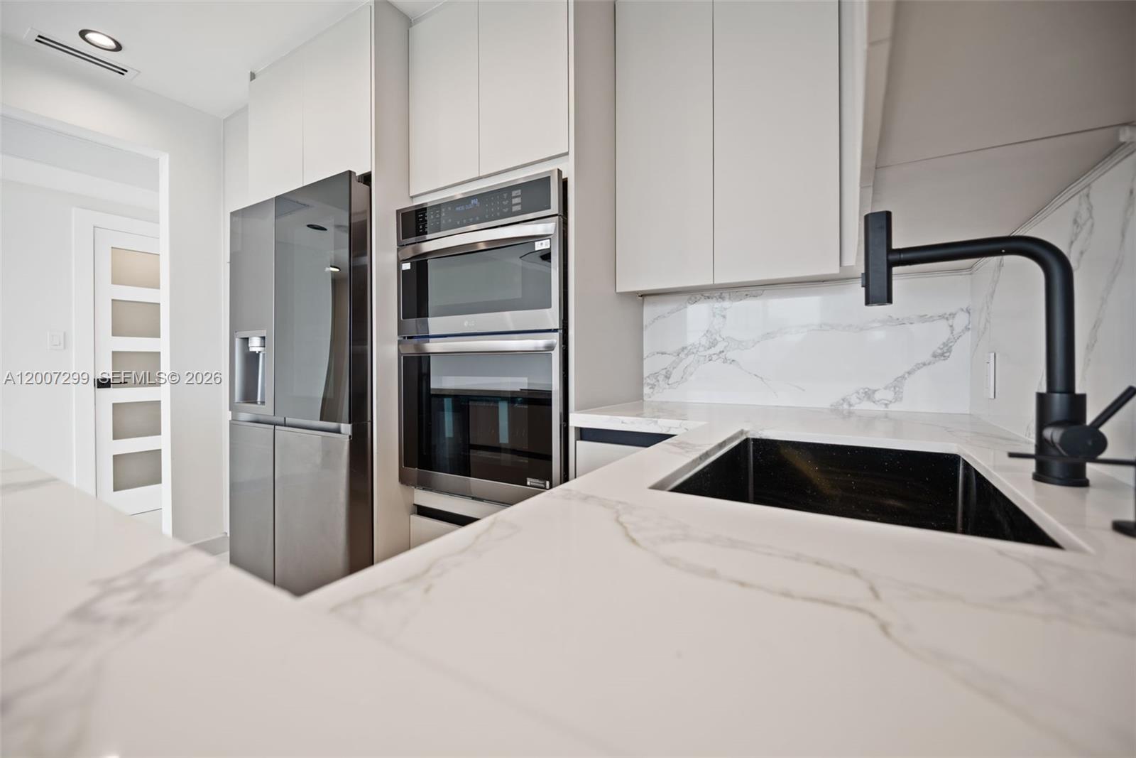 20 Island Ave #1016 Miami Beach, FL 33139