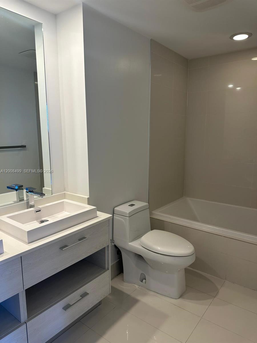 image Brickell Heights West9