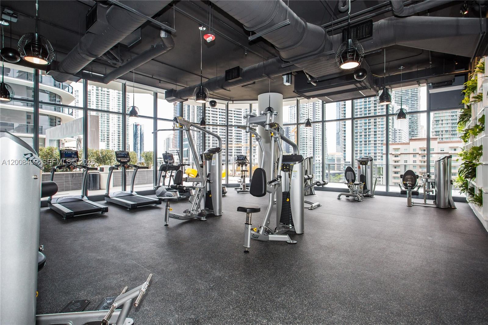 image Brickell Heights West18