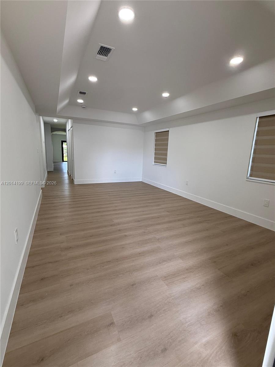 2951 NW 57th St Miami, FL 33142