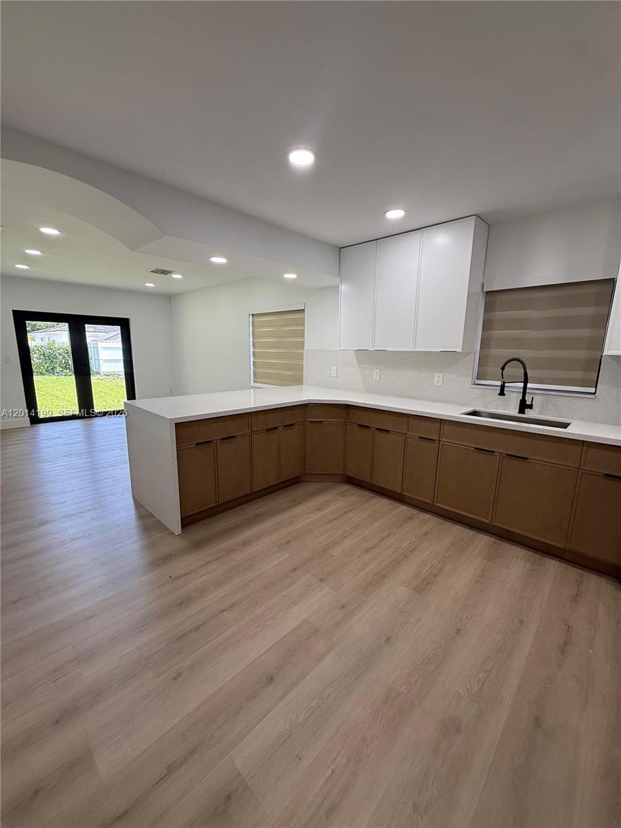 2951 NW 57th St Miami, FL 33142
