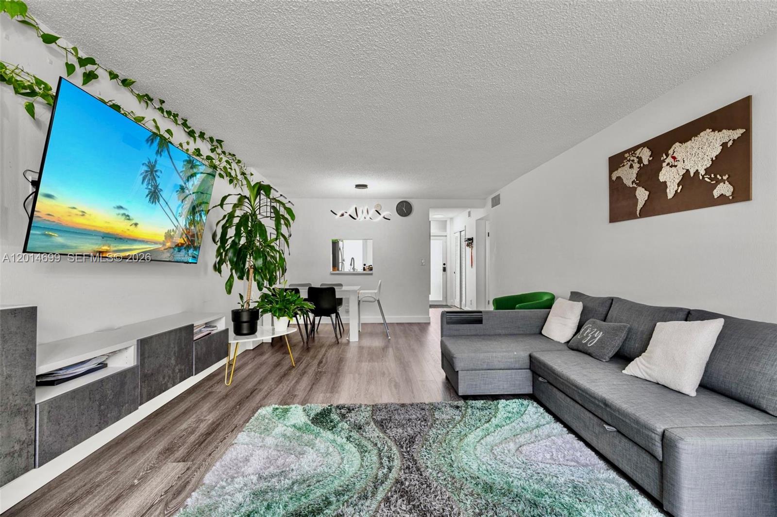 609 NE 14th Ave #405