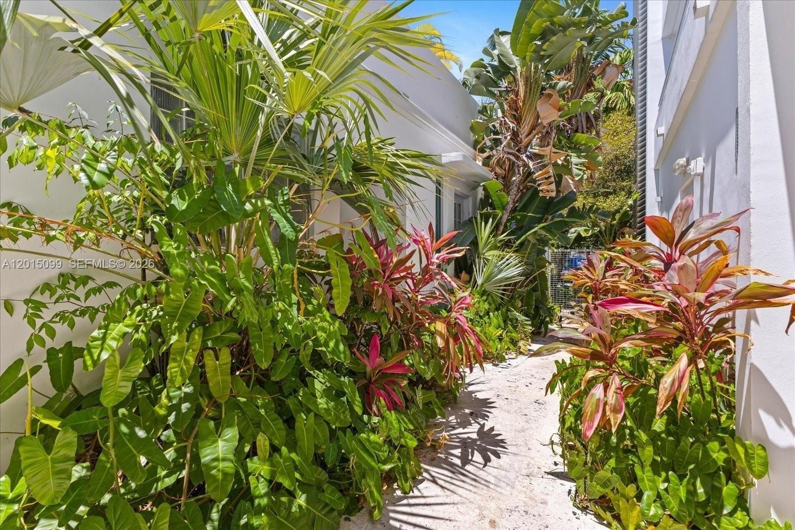 421 Meridian Ave #19 Miami Beach, FL 33139