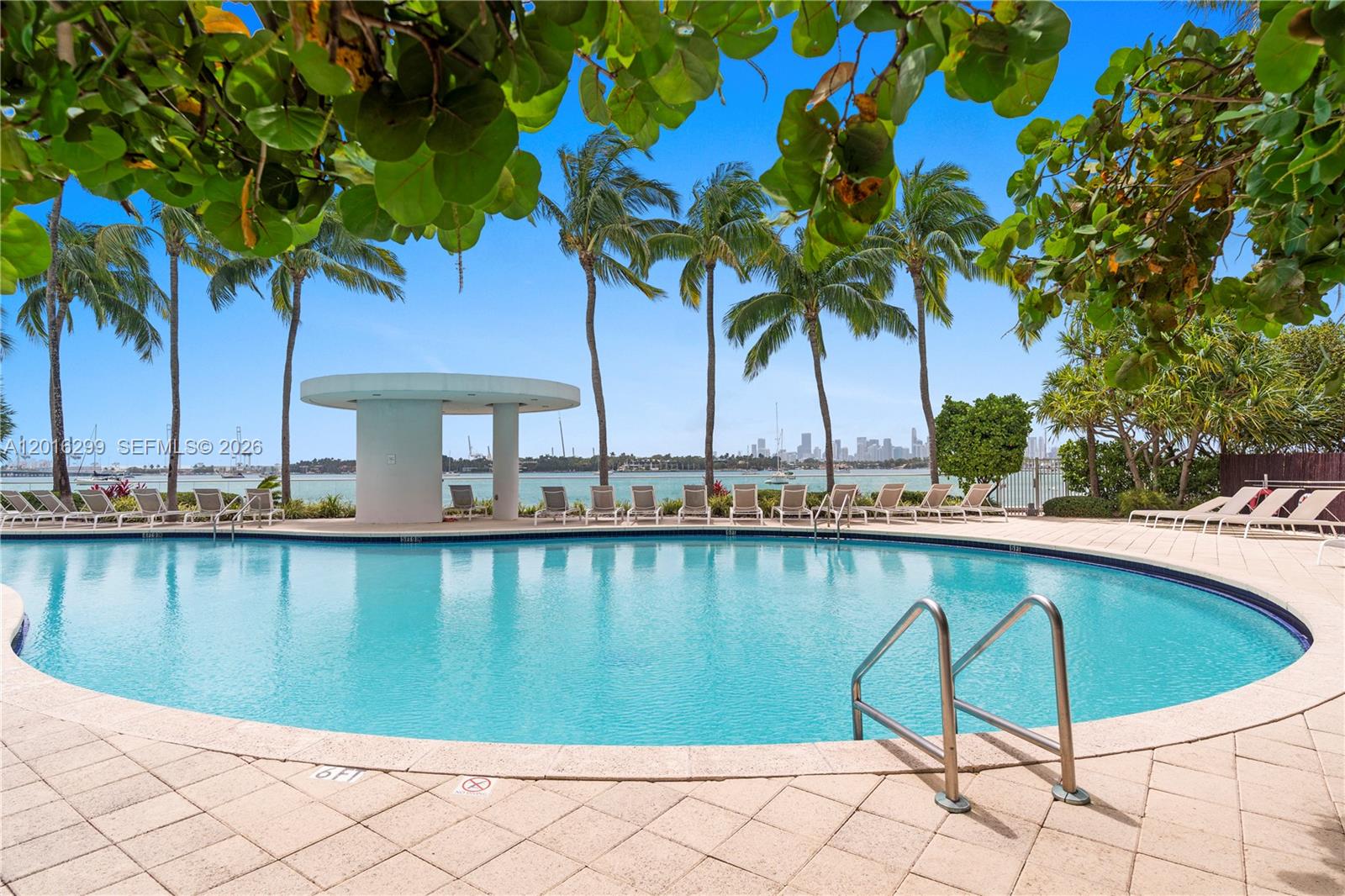 image The Waverly at South Beach32