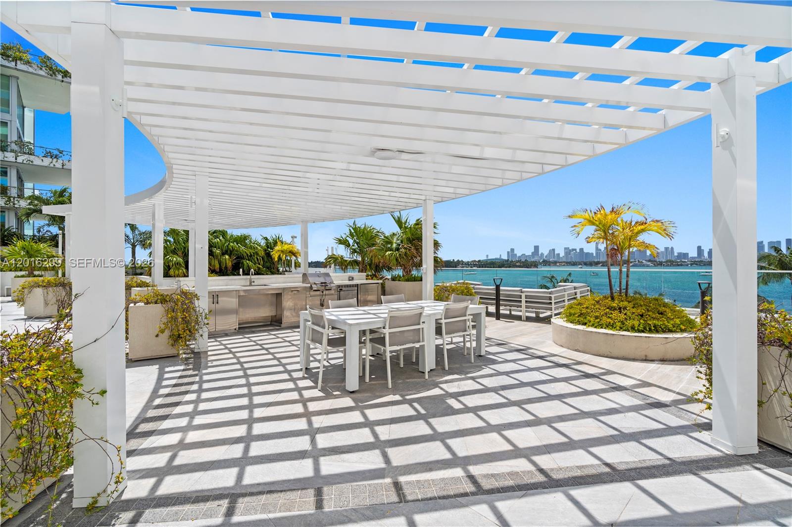 image The Waverly at South Beach35
