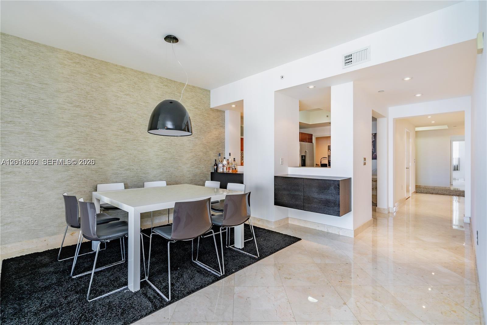 3330 NE 190th St #1610 Aventura, FL 33180