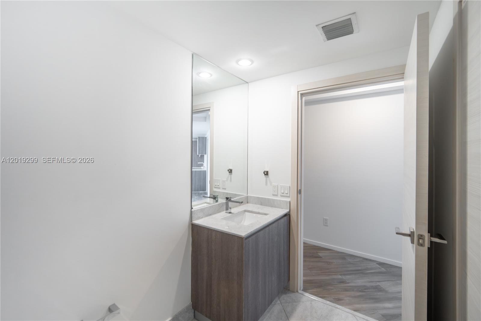 801 S Miami Ave #3905 Miami, FL 33130