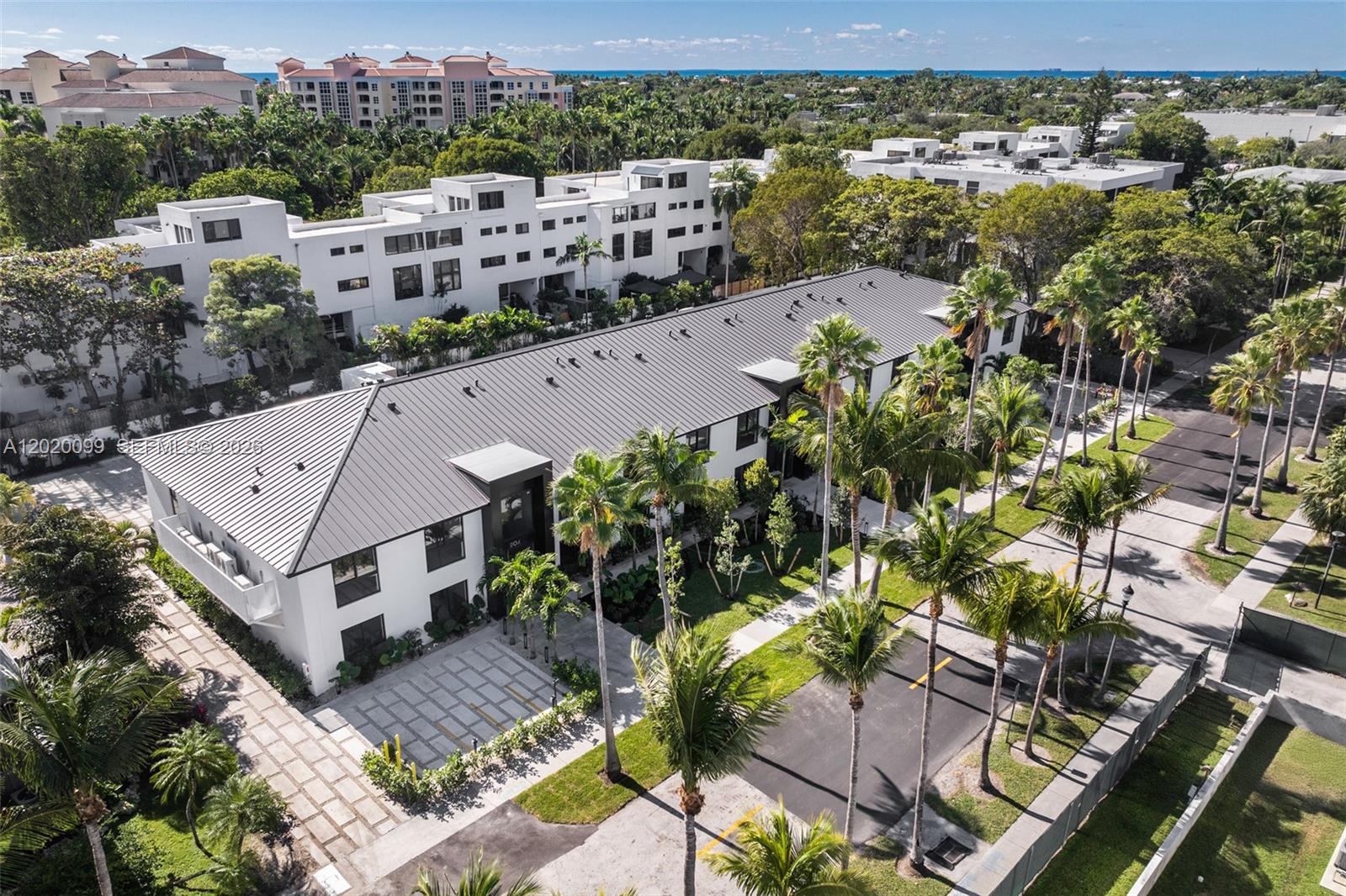 204 Sunrise Dr #204B Key Biscayne, FL 33149