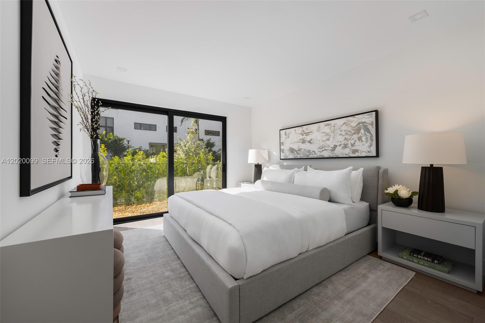 204 Sunrise Dr #204B Key Biscayne, FL 33149