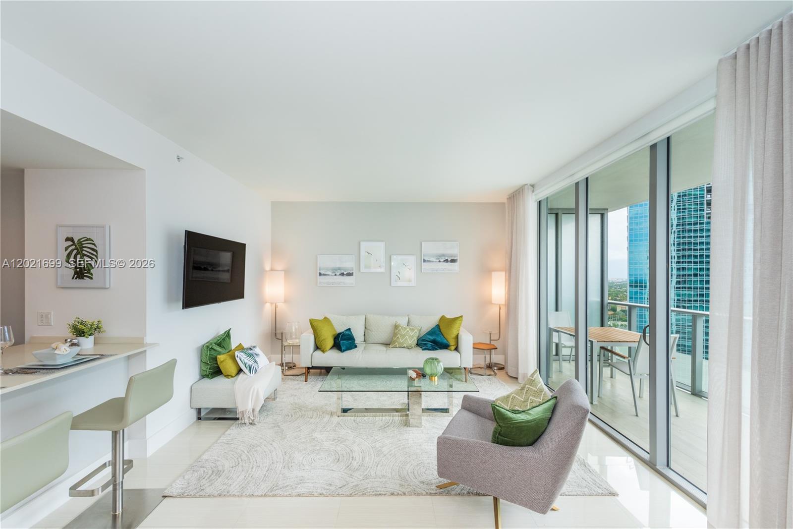 1300 Brickell Bay Dr #2900