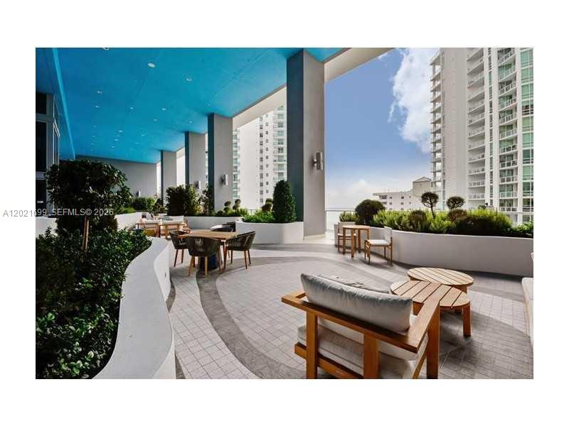 image Brickell House48