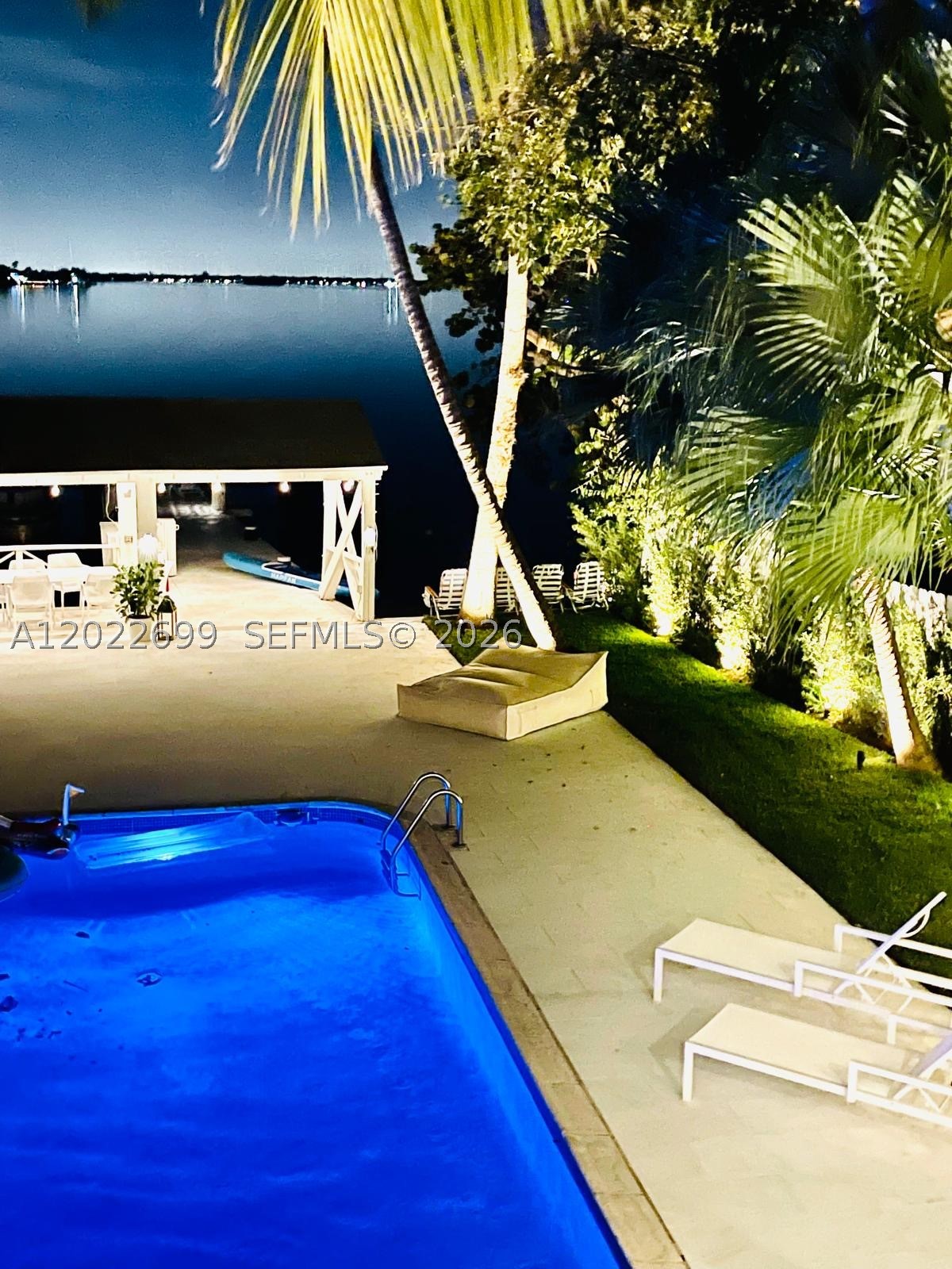 8300 Hawthorne Ave Miami Beach, FL 33141