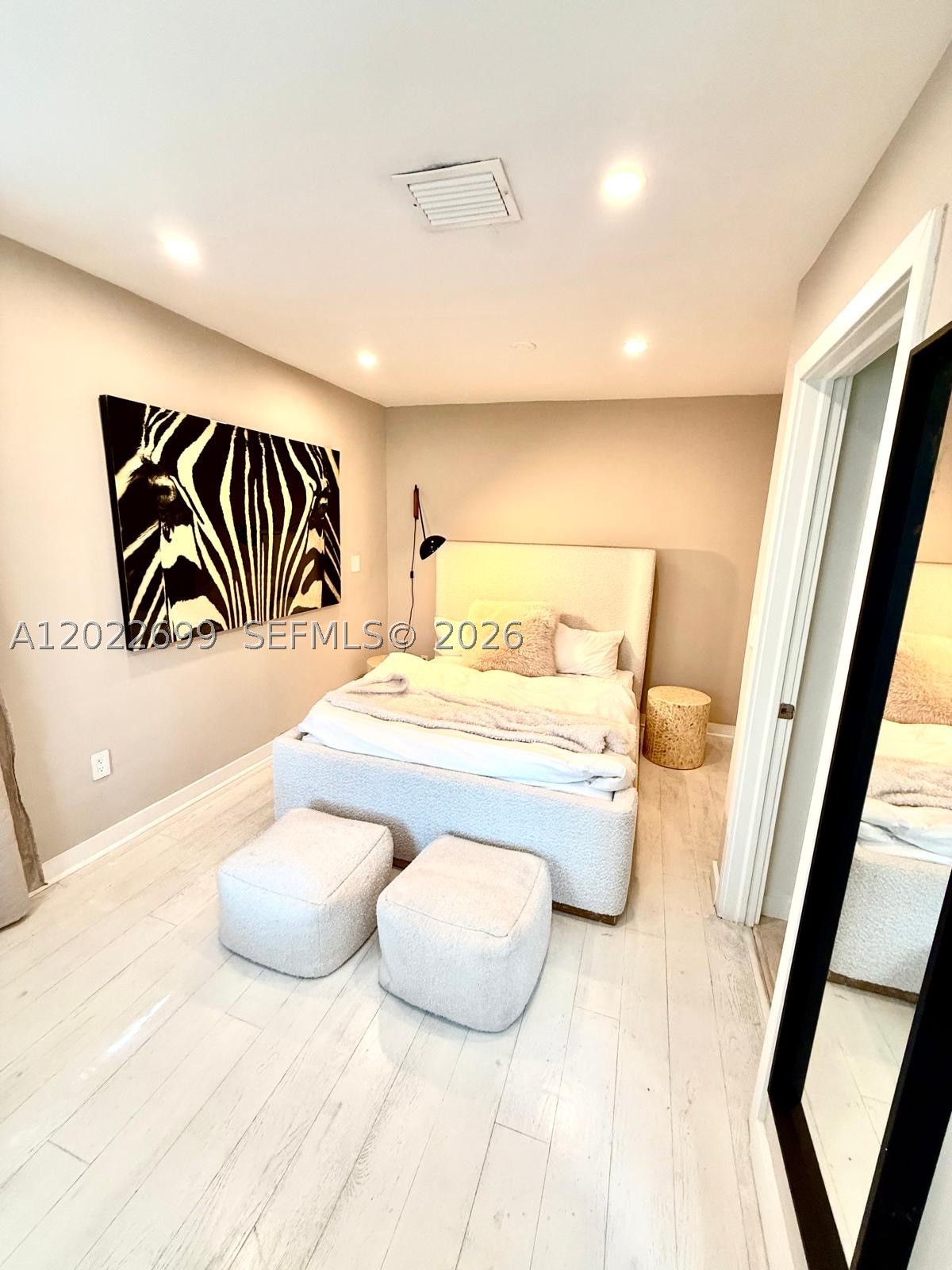 8300 Hawthorne Ave Miami Beach, FL 33141