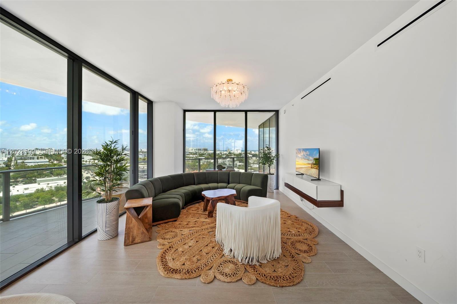 500 Alton #1205 Miami Beach, FL 33139