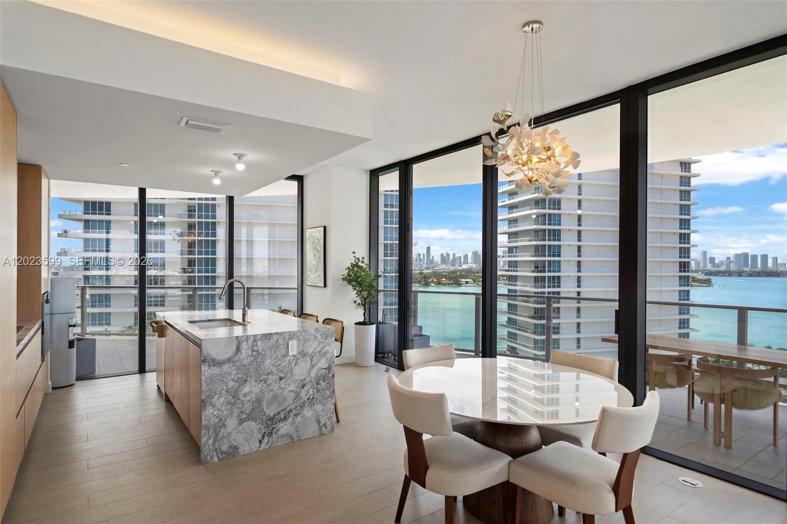 500 Alton #1205 Miami Beach, FL 33139