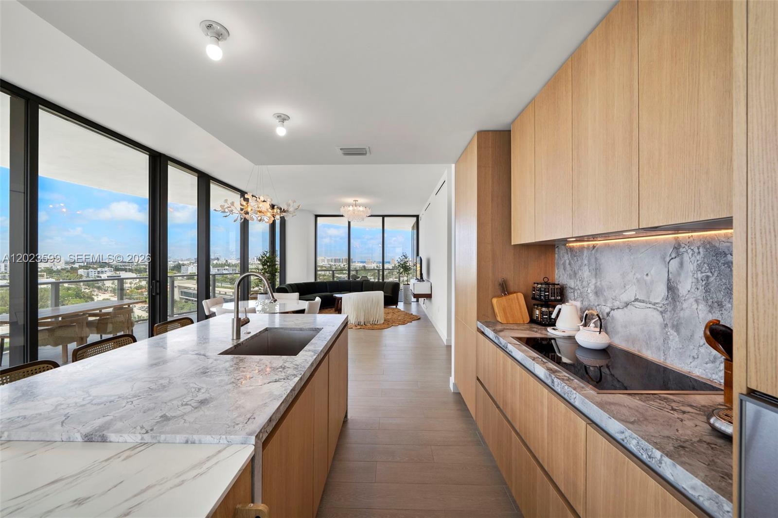 500 Alton #1205 Miami Beach, FL 33139