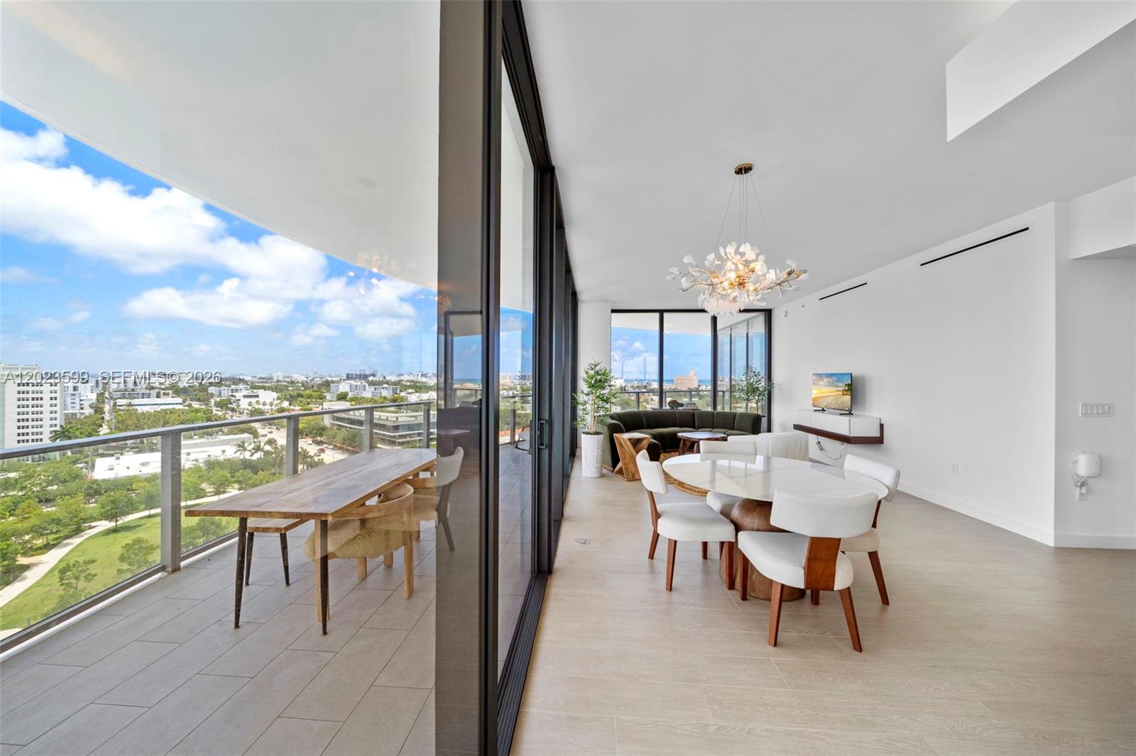 500 Alton #1205 Miami Beach, FL 33139