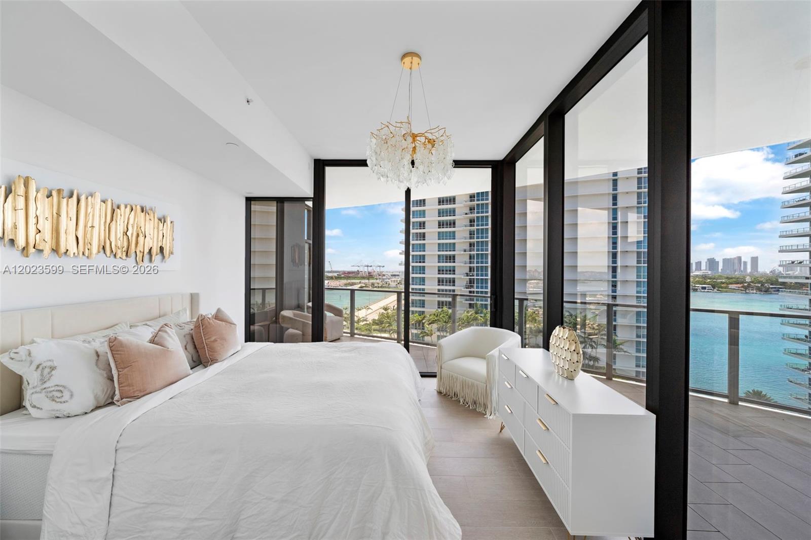 500 Alton #1205 Miami Beach, FL 33139