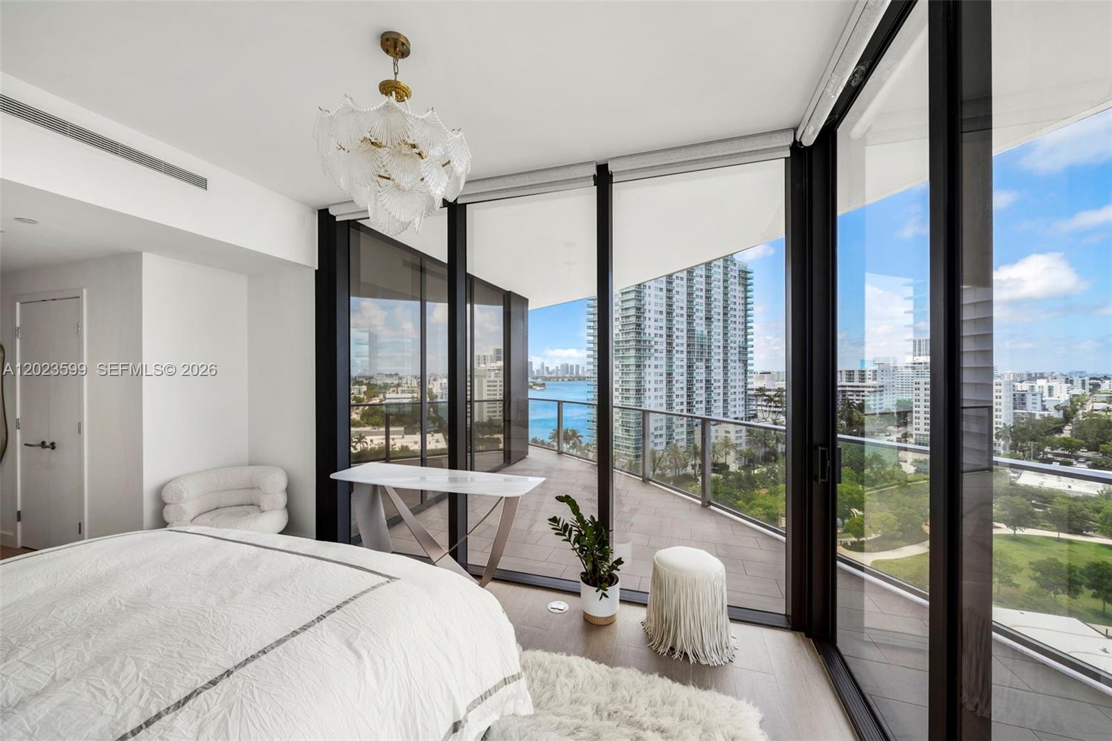 500 Alton #1205 Miami Beach, FL 33139
