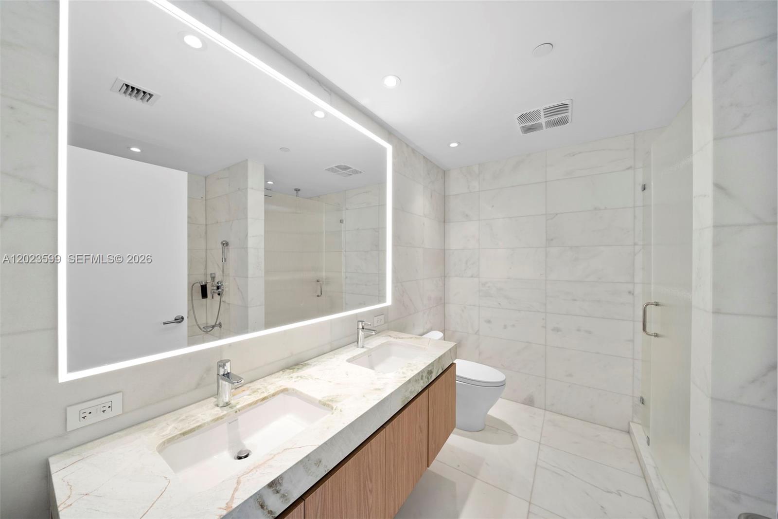 500 Alton #1205 Miami Beach, FL 33139