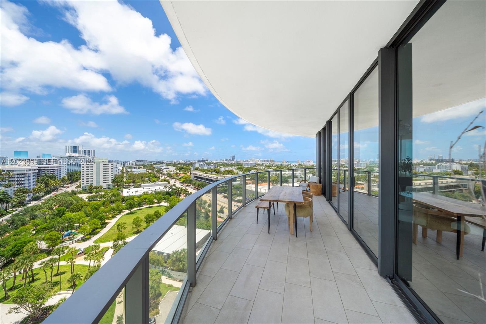 500 Alton #1205 Miami Beach, FL 33139